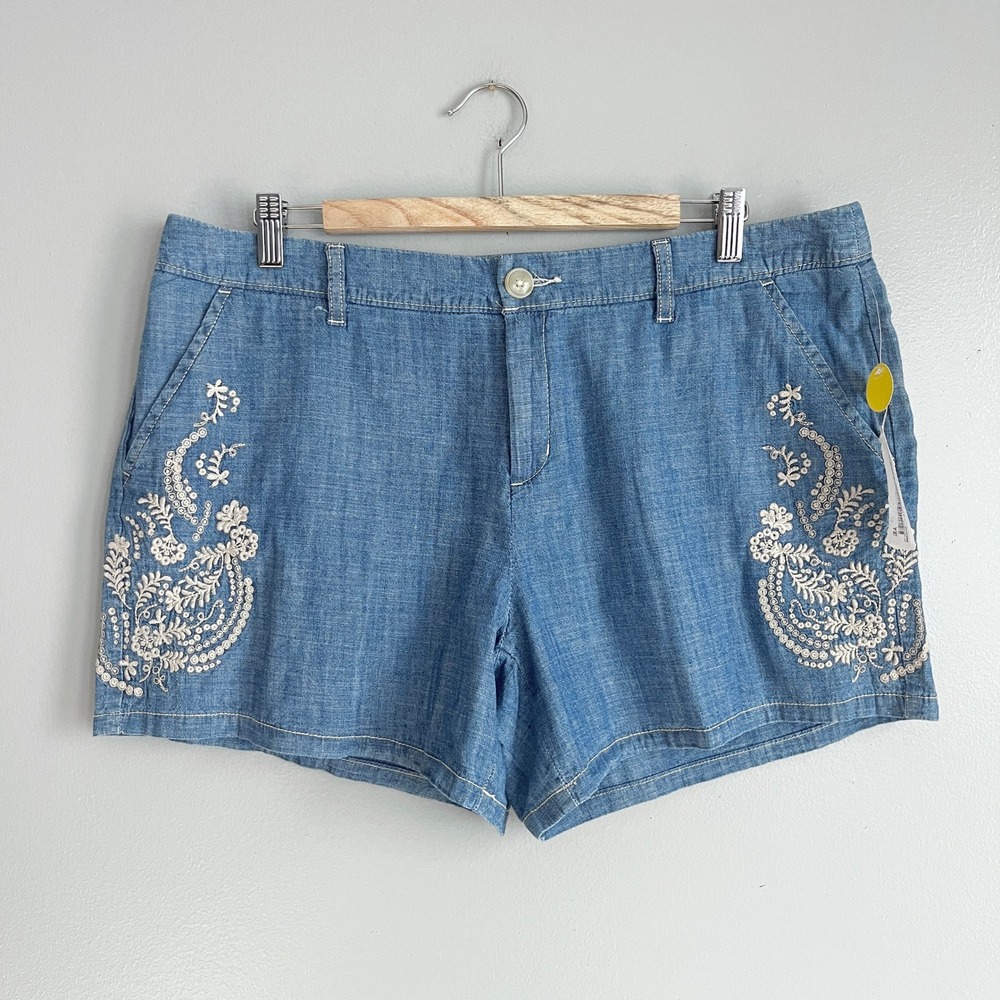 Liz Claiborne Shorts Womens 14 Blue Embroidered Cotton Chambray Boho Summer NEW